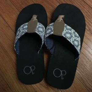 OP sandals